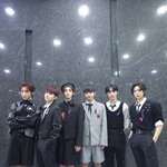 [보넥도] 이날착장헤메코 ㅈㄴ<b>완벽</b>하지 않냐