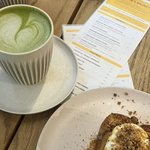 [댓글부탁해] 수영복<b>차림</b>을 계속 인스타에 올리는 친구