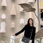 지수 이사진 다리<b>라인</b> 봐바..