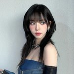 카리나는 흑발이 존<b>예긴</b>하네