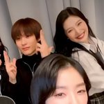 <b>엔톤</b> 아이린 조이 표정 다 제각각인거봐