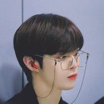 <b>아우</b> 멋있어 이 미남 어쩔 거야