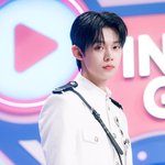 인가에서 올려준 <b>제복</b> 연준