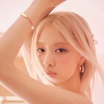 메컵 아티스트가 풀어준 로제 티파니앤코 화보 <b>b컷</b>