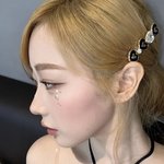 <b>지젤</b> 피부 개좋다