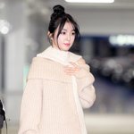 오늘자 아이린 출국 사진