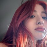 허윤진 윈터 둘 다 비슷한 <b>계열</b> 빨머인데 다른 느낌으로 예쁜거