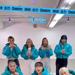 <b>베베</b> 패딩입으면 나도 춤 잘줄수 있을까...?