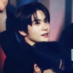 얘네 얼굴 왜이럼?