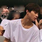 슬<b>렌더</b>가 취향이면 조용히 눈을 떠주세요