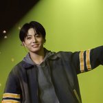 정국 이거 옷 <b>정보</b> 아는사람없너