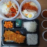 돈까스+쫄면 세트 <b>배달</b> 시킴