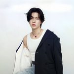 방탄 <b>슈가</b> 발렌티노