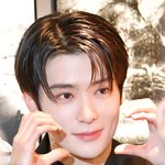 스엠에서 <b>재현</b> 얼굴은