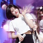 진짜 얼굴 뭔데 나 지금 손<b>떨림</b>