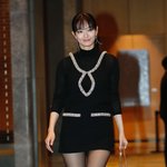더블유 <b>행사</b> 레드카펫 배우 신민아