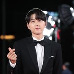 <b>청룡</b>영화상 레드카펫 송중기