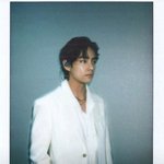 방탄 <b>뷔</b> 옛<b>투</b>컴 폴라로이드