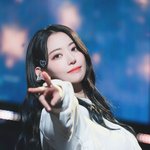 경쟁 진짜 빡세다 결국 누가 제일 롱런할 것 같음? <b>뉴아르</b>에벰슽엔