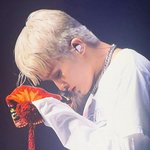[댓글부탁해] <b>마크</b> 콘서트에서 숨죽여서 운 게