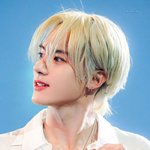 <b>두피</b>야 미안한데 평생 탈색 길만 걸어주라