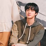 방탄 진 <b>홀리데이</b> 컬랙션