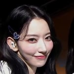 이사진 <b>사쿠라</b> 립 비슷한거 있을까??