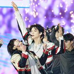 [TXT] 냥냥즈의 <b>본업</b> 모먼트를 사랑해