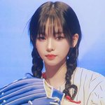 <b>야구복</b> 잘어울리는 에스파 카리나