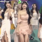 [모두드루와] 순간적으로 잡히는 카메라에도 끼를 부리는 아이브 장원영