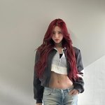 <b>유나</b> 몸매 미쳤네