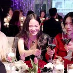 <b>홀리데이</b>파티때 원빈 개웃기넼ㅋㅋㅋㅋㅋ