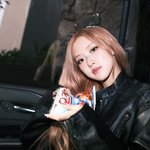 방금 <b>로제</b>가 공유한 코첼라짤..