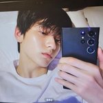 더 <b>공허</b>해진 눈이 좋다