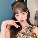 <b>SNS</b>별로 다 다르게 사진 올려준 장원영