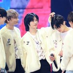 [TXT] 행복<b>한</b> 다섯 마리의 <b>푸</b>