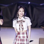 제니도 진짜 <b>뼈대</b> 마른편이구나