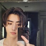 아 제발 <b>셀카</b> 좀 몇 장 더 줘라