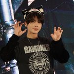 [TXT] 와 이제 태현이도 깜고<b>비니</b> 있다아