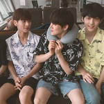 투바투 데뷔전 영상보는데 ㅈㄴ<b>애기네</b>