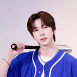 <b>추구</b>미가 석매튜인거 같은 앰퍼샌드원