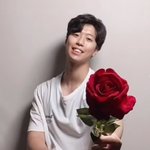 <b>장미</b>받으실분?????