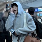 [댓글부탁해] 모르는 남자가 <b>번호</b> 물어본 경험 있으면 못생긴건 아닌거임...