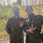 헐 진 제이홉 <b>군복사진뜸</b>