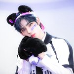 머리 기르는 것 같은 <b>신인</b> 남돌