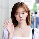 [댓글부탁해] 닮은 꼴로 난리났다는 에스파 윈터와 배우 노윤서.<b>JPG</b>