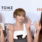 김채원 또 <b>윈터</b> 따라한거야..?