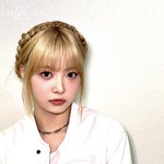 윈터팬들이 김채원이 따라했다고 우기는 <b>머리들</b>