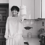 [군대] <b>뷔</b> ㅋㅍㅈ커피 모델됐다는데?!