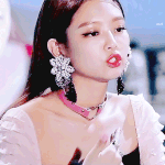 <b>약간</b> 아이돌 하려고 타고난 애들이 있나봐